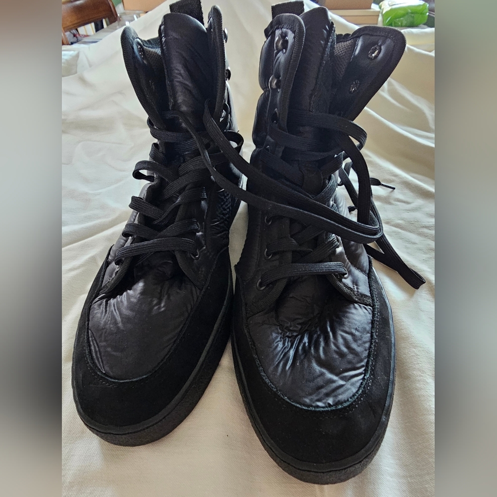 Groundies Urban Footwear Black Boots / Sneakers FX2 sz 10 or EU 41